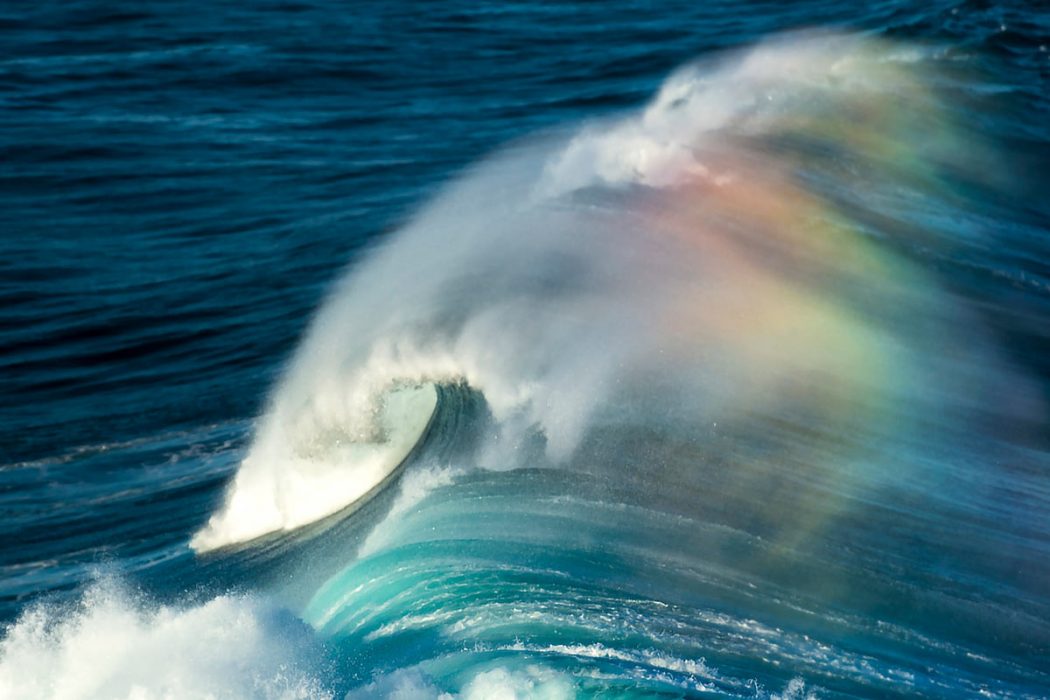 what-is-a-swell-in-the-ocean-surfers-hype