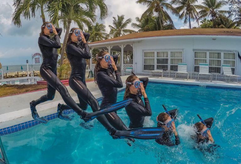 The Easy In Tips for Performing the Giant Stride Entry Scuba Diving